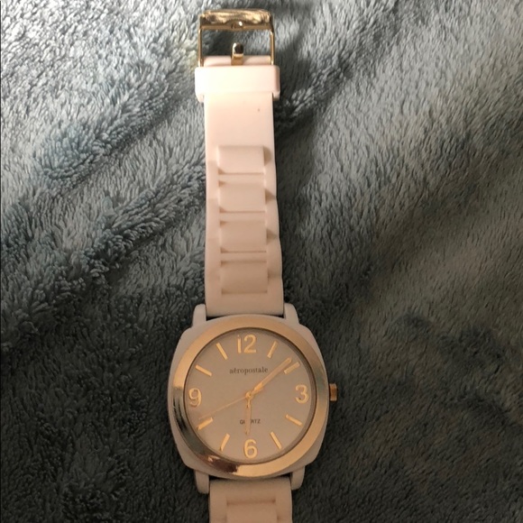 Watch - Picture 2 of 3